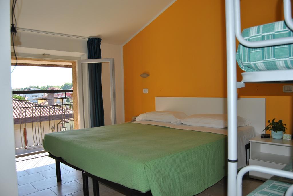 Le Aromatiche B&B Viserbella di Rimini Exterior foto