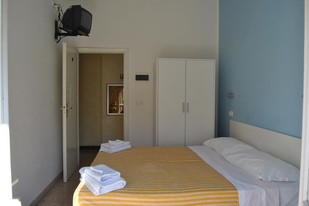 Le Aromatiche B&B Viserbella di Rimini Exterior foto